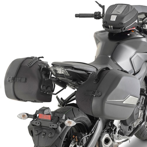 givi-tst2132-support-tubulaire-pour-sacoches-cavalieres-yamaha-mt09-2017-2020